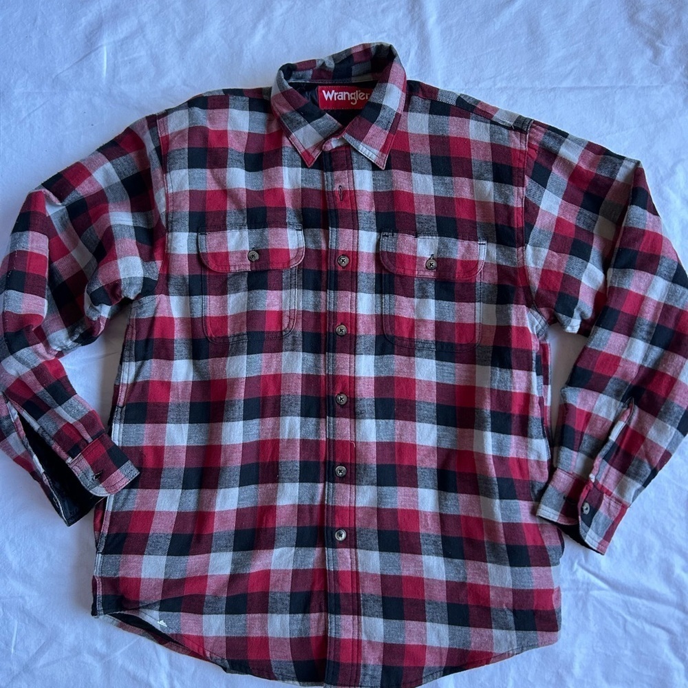 Wrangler Button down Flannel lined shirt Sz M